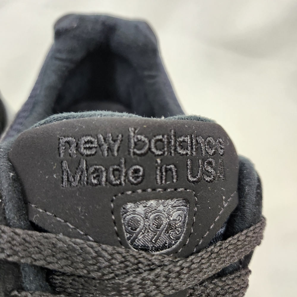 New balance 993 Black On Black Suede Sneakers. USA - Picture 6 of 13